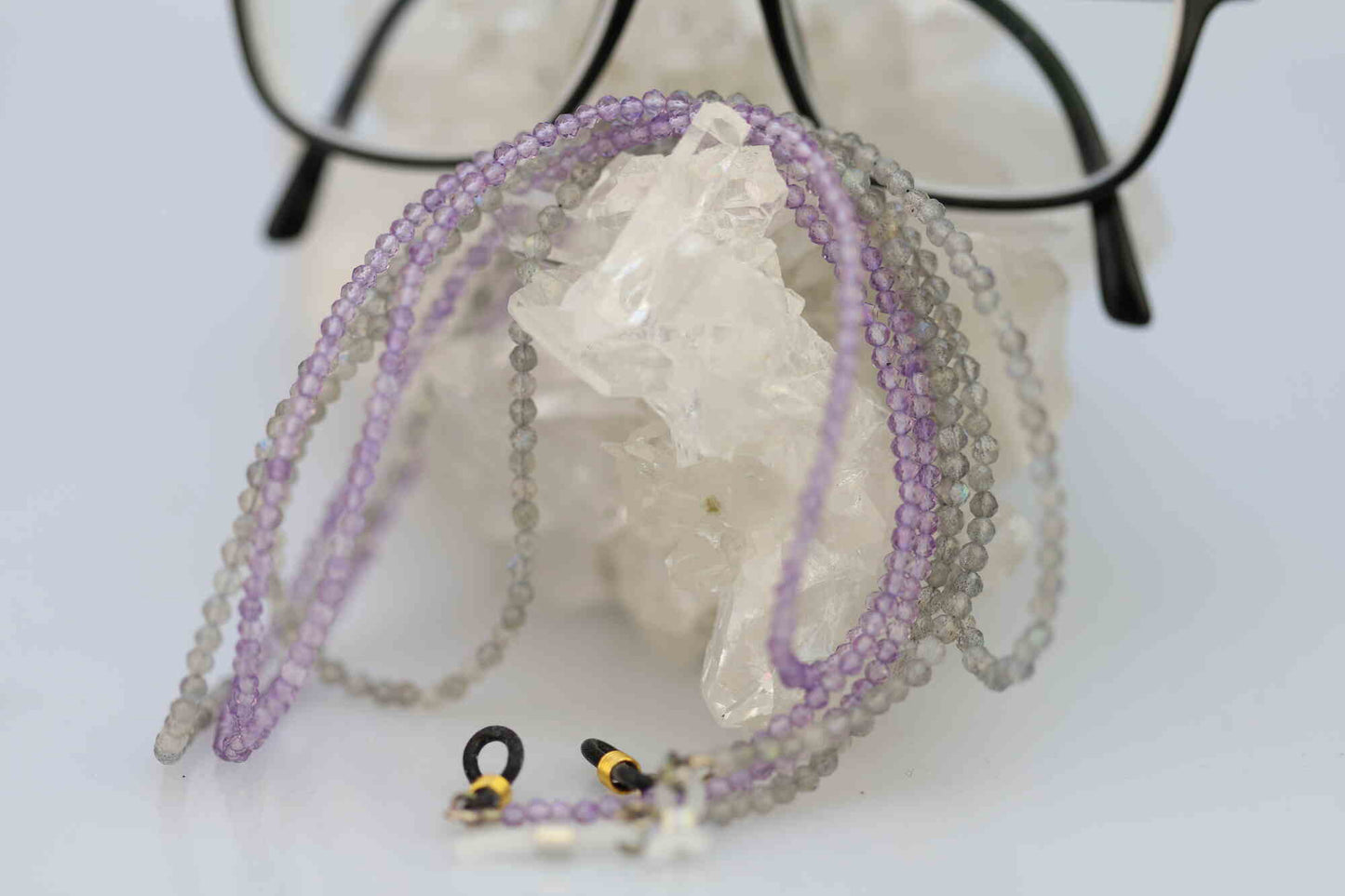 Schmuck Brillenkette mit verschiedenen Steinkugeln