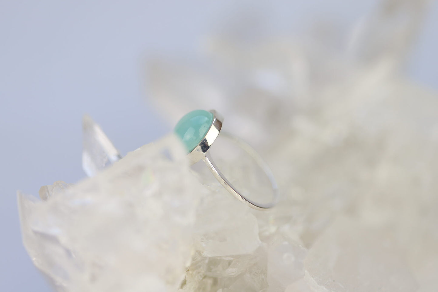 Ring mit polierten Aqua Chalcedon Silber 925